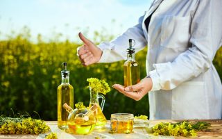 Uleiul de măsline: beneficii și cum să alegi unul autentic