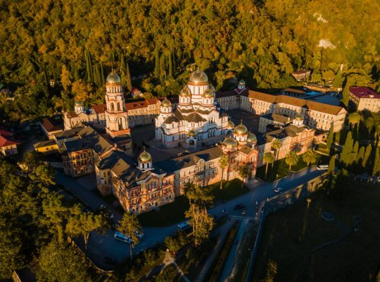 Top 20 mănăstiri din România: O călătorie spirituală