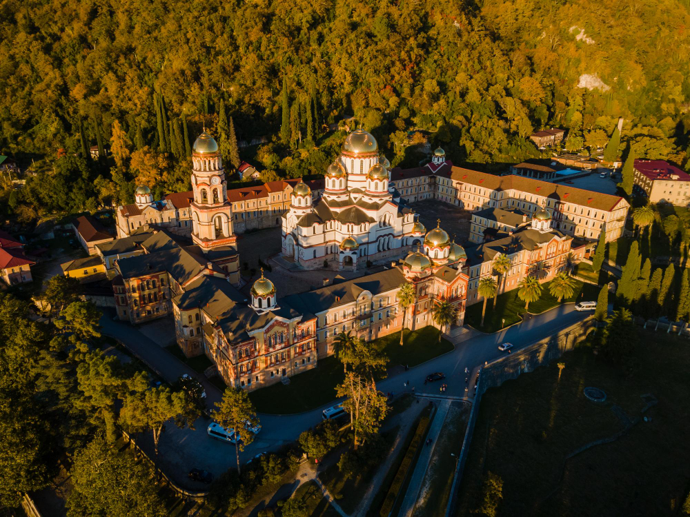 Top 20 mănăstiri din România: O călătorie spirituală