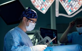 Importanța neuromonitorizării intraoperatorii în chirurgia tiroidiană