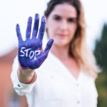 Lupta împotriva violenței domestice: Povești și resurse importante