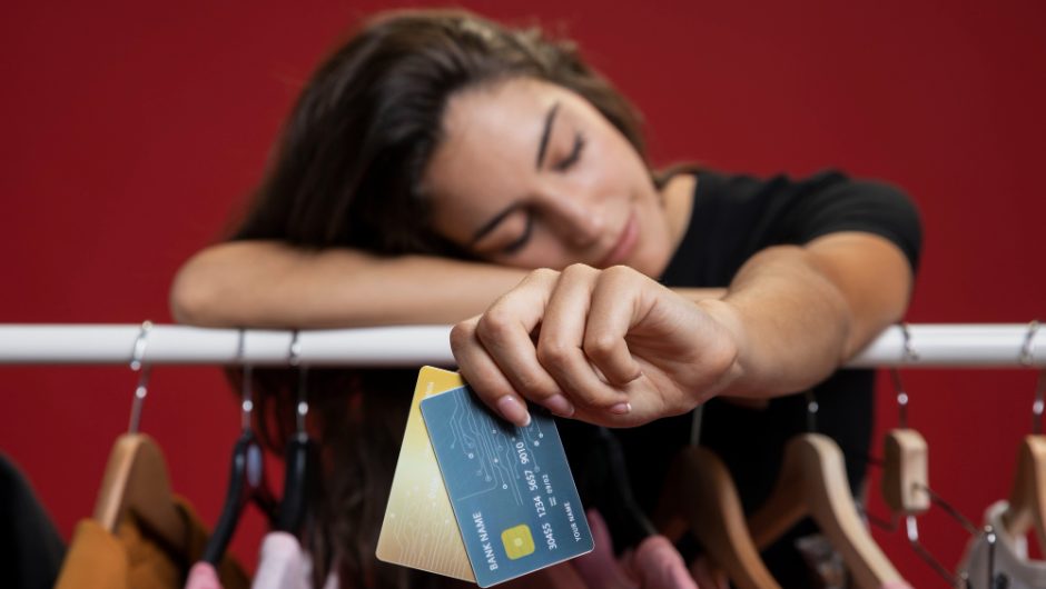 Costuri ascunse în cumpărăturile emoționale pentru „mică satisfacție”