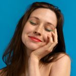 5 trucuri pentru a-ți face buzele să pară mai mari fără filler