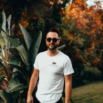 Cum să alegi tricoul potrivit pentru stilul tău: Sport, casual sau elegant?
