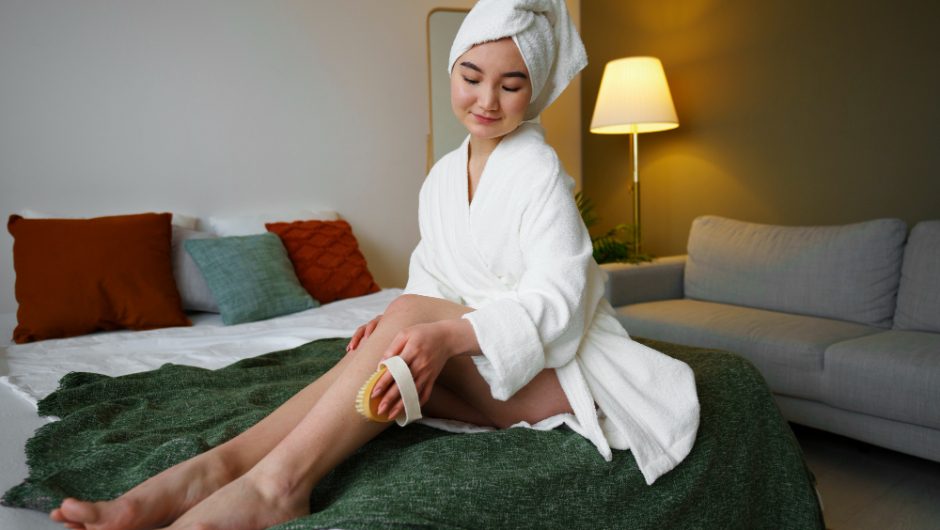 Cum să îți îngrijești pielea după epilarea cu ceară