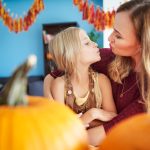 Ce înseamnă când visezi mama moartă