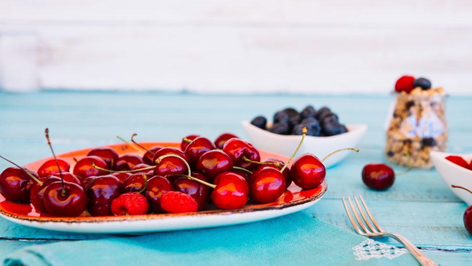 Rețete de prăjituri cu cireșe