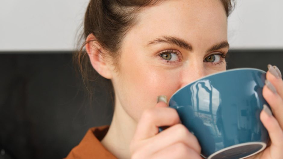 Greșeli banale care strică gustul cafelei de dimineață