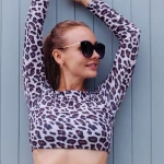 Cum să porți imprimeul animal print fără să domine întreaga ținută