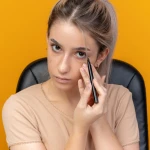 Cum să repari rapid machiajul atunci când începe să se estompeze